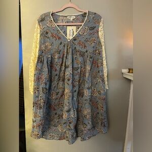 NWT Tassels N Lace Floral Lace Bell Dress L